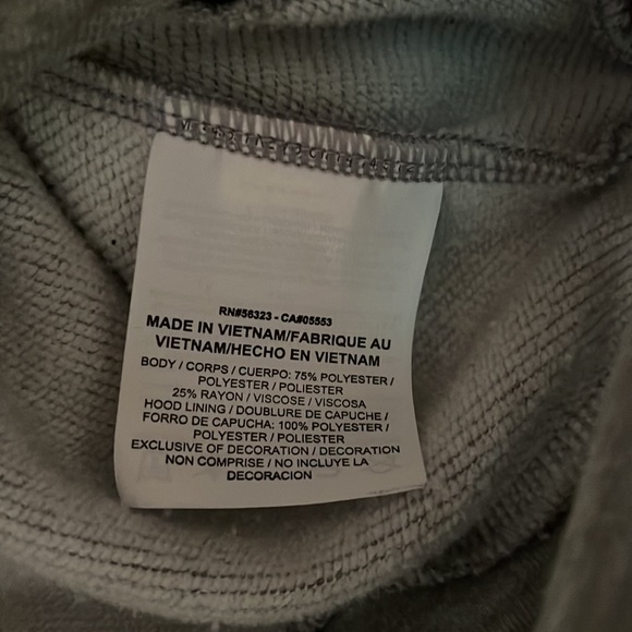 ✨HP✨ Nike Dri-FIT zip up hoodie, S. Soft. EUC. Mesh lining on hood & pockets. - Picture 6 of 7